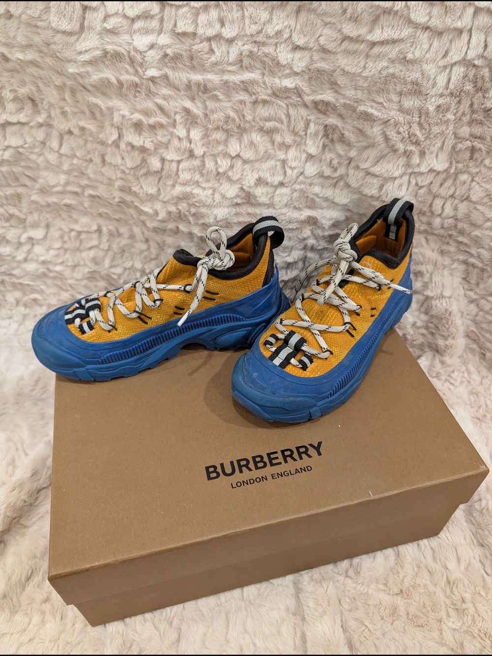 Burberry Kids Yellow & Blue Trail Sneakers